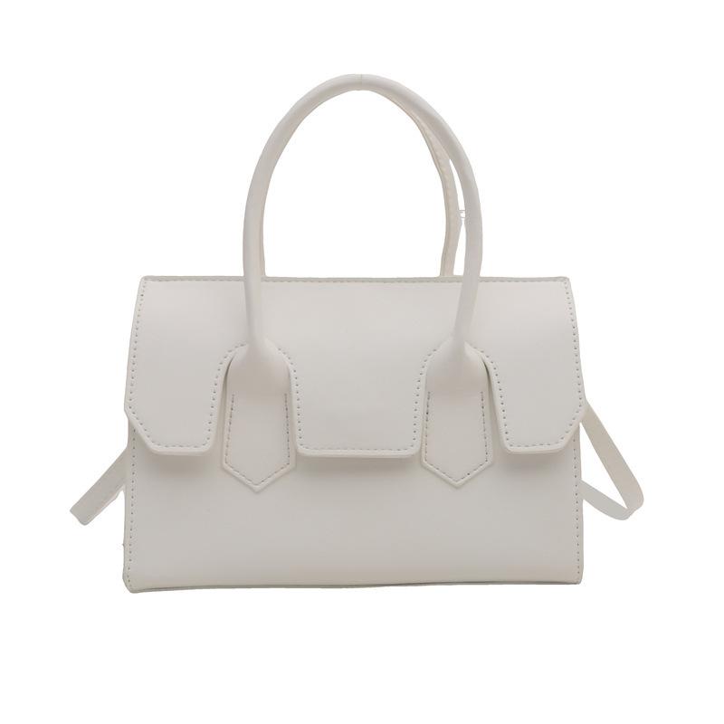 Simple and fashionable single shoulder small square bag women's 2025 autumn new trendy and beautiful niche design popular messenger bag