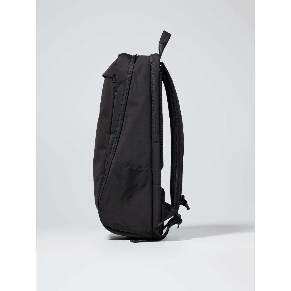Uniqlo Functional Backpack Model                