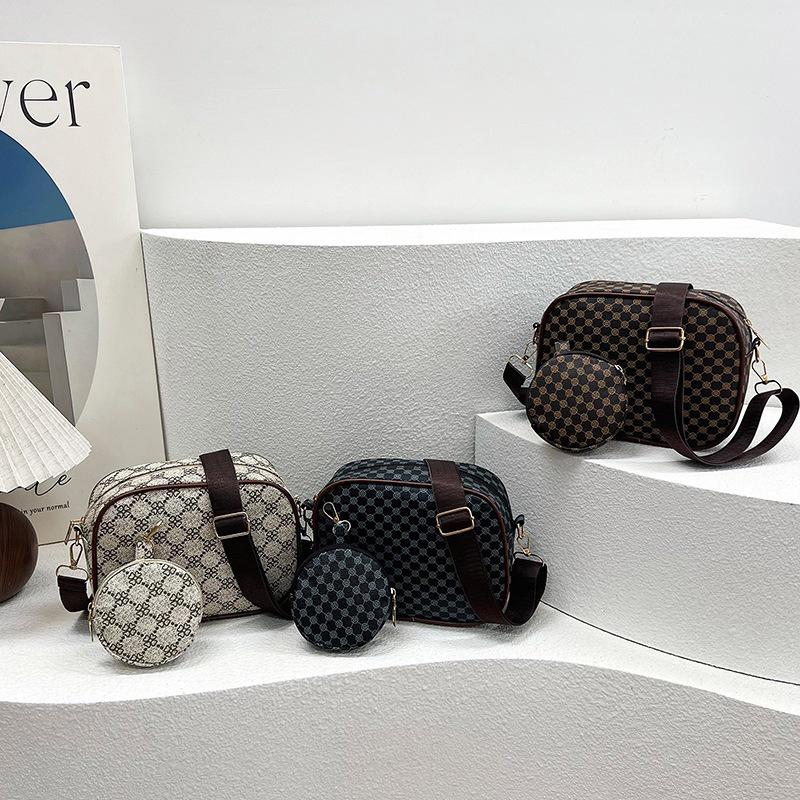 2024 Spring/Summer Women's Personalized Casual Crossbody Fashion Shoulder Bag - Small Square Design