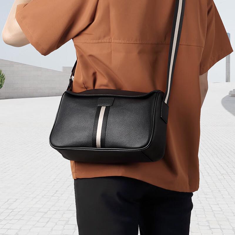 SCHWARZETIENNE Men's Genuine Leather Crossbody Shoulder Bag