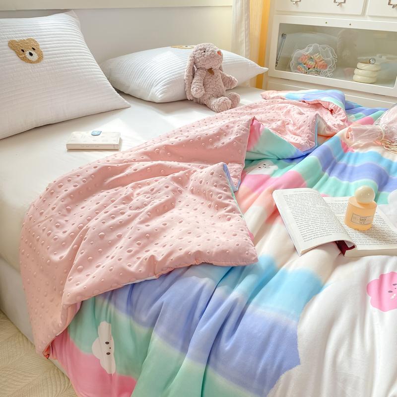 Cartoon Rainbow Bear Summer Quilt 100% Cotton Air Conditioning Thin Quilt for Kids Teens Multi-functional Nap Quilted Quilt