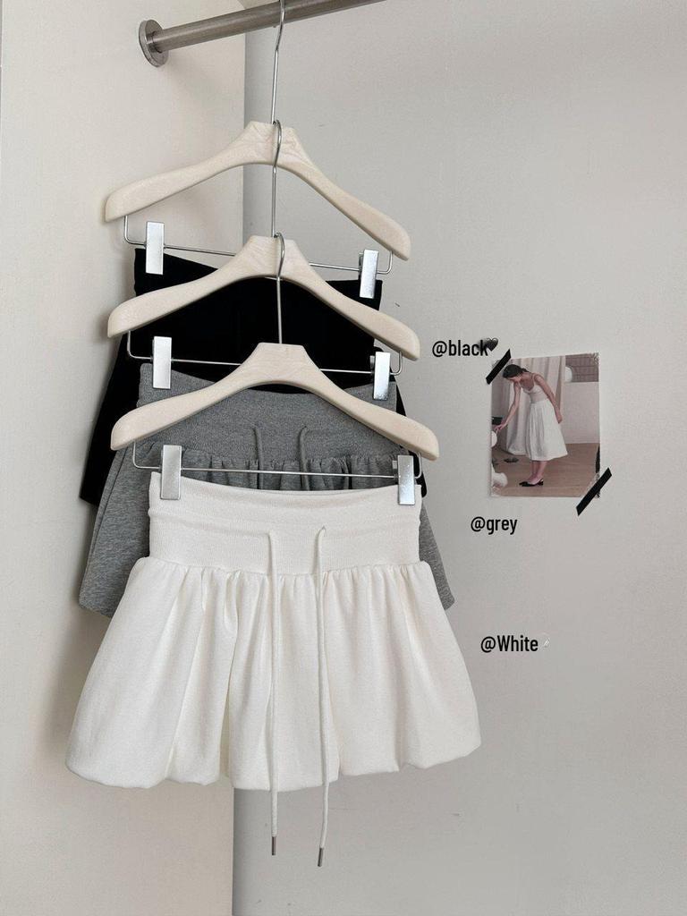 2025 Women's White Floral Elastic Mid-Waist A-line Skort - Casual Summer Half Skirt