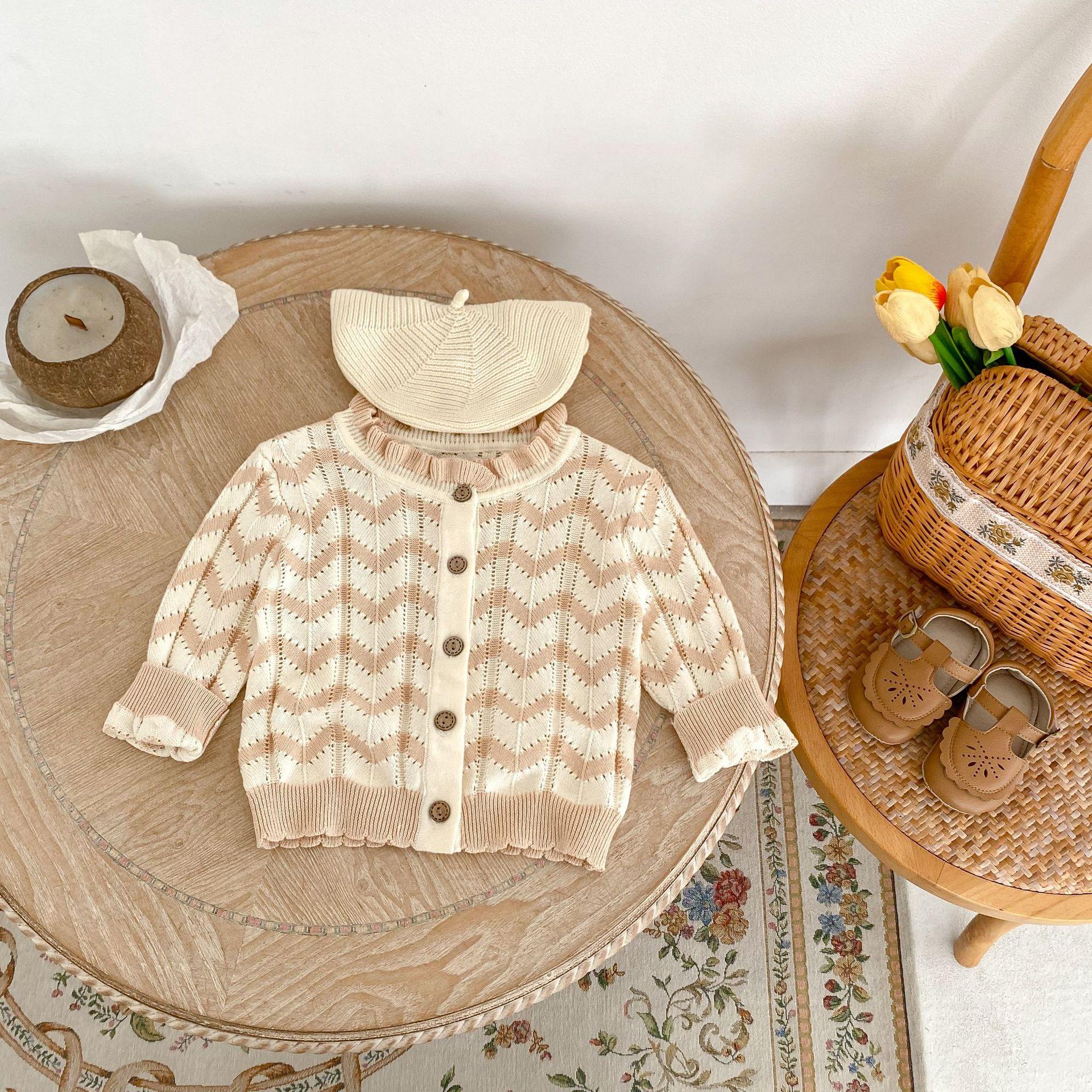 

Детский полосатый вязаный кардиган для девочек, пальто с воротником-оборкой для новорожденных, осенний вязаный свитер для девочек с пуговицами bafanou 83358 66cm(3-6M) абрикосовый/бежевый