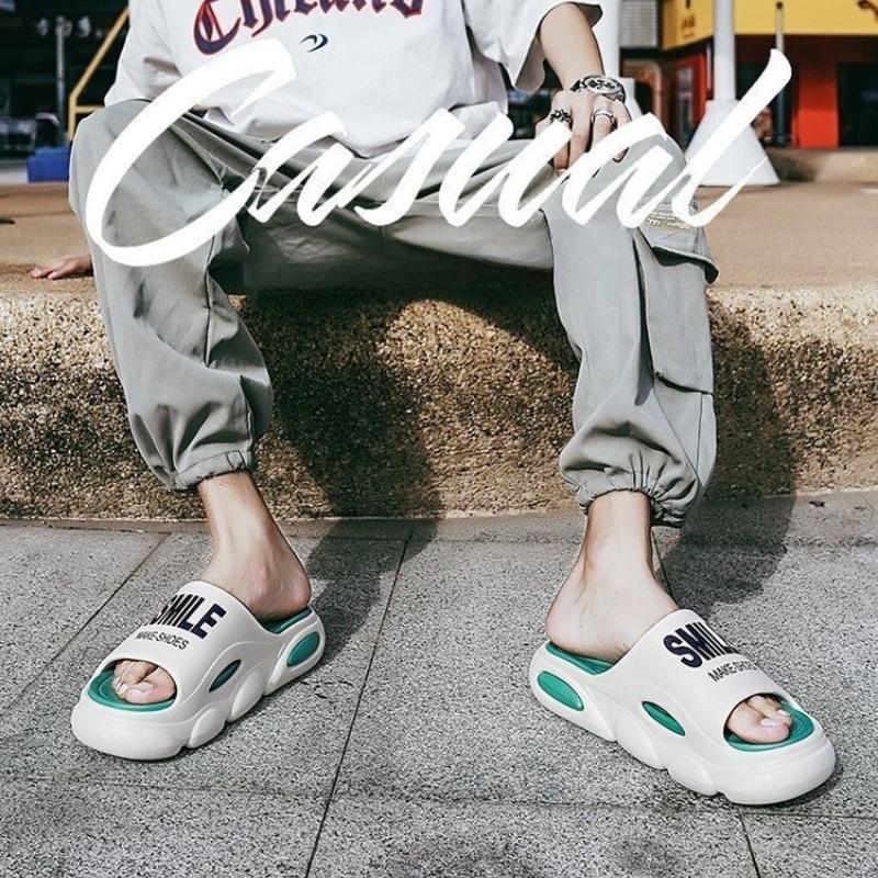 Fashion Outdoor Men's Beach Shoes Non Slip Mens Slippers Summer Lndoor Home Shower Bathroom Slippers EVA Soft Sole Men Sandals Fashion