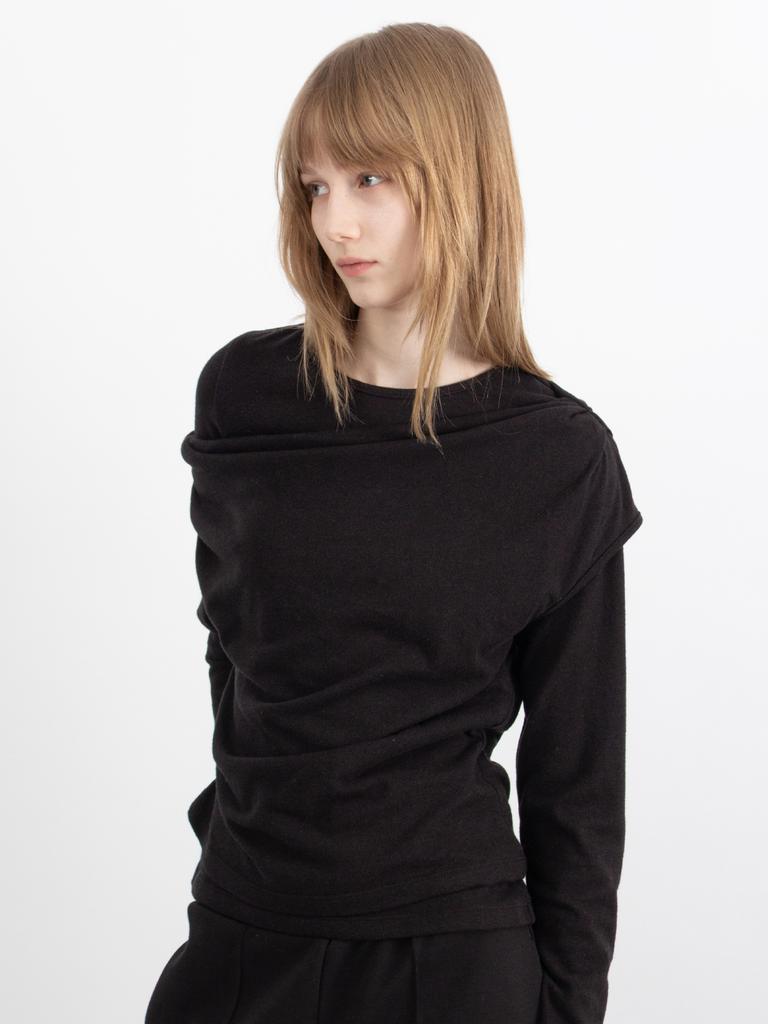 Seleukeu Oblique Drape Top_Black