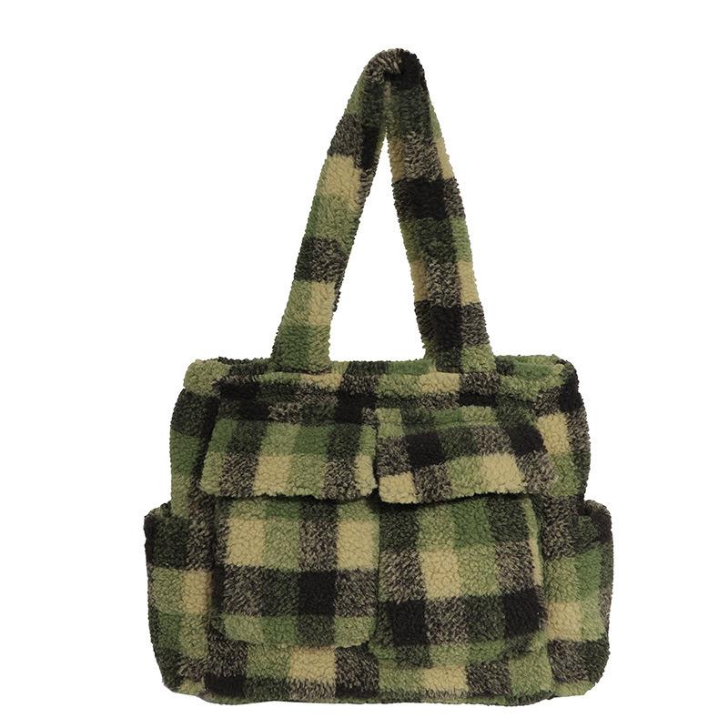 Women's Shoulder Bag - A Trendy Fashion Item with Large Capacity, Suitable for Daily Commutes.