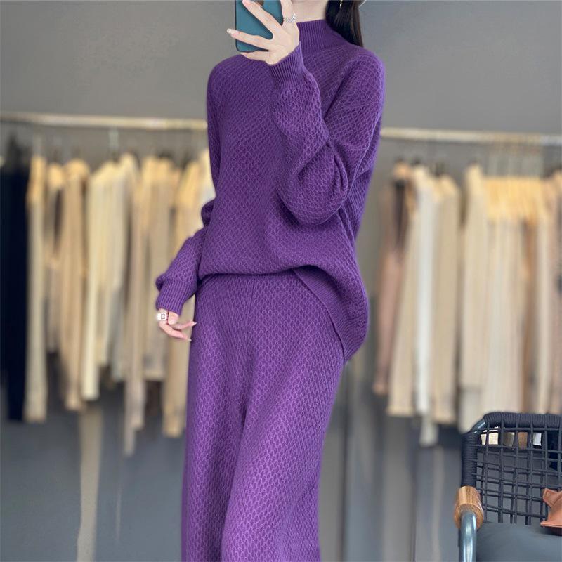 

Women s Purple High Neck Wool Sweater & Wide-Leg Pants Set - Autumn/Winter Fashion Extra Large