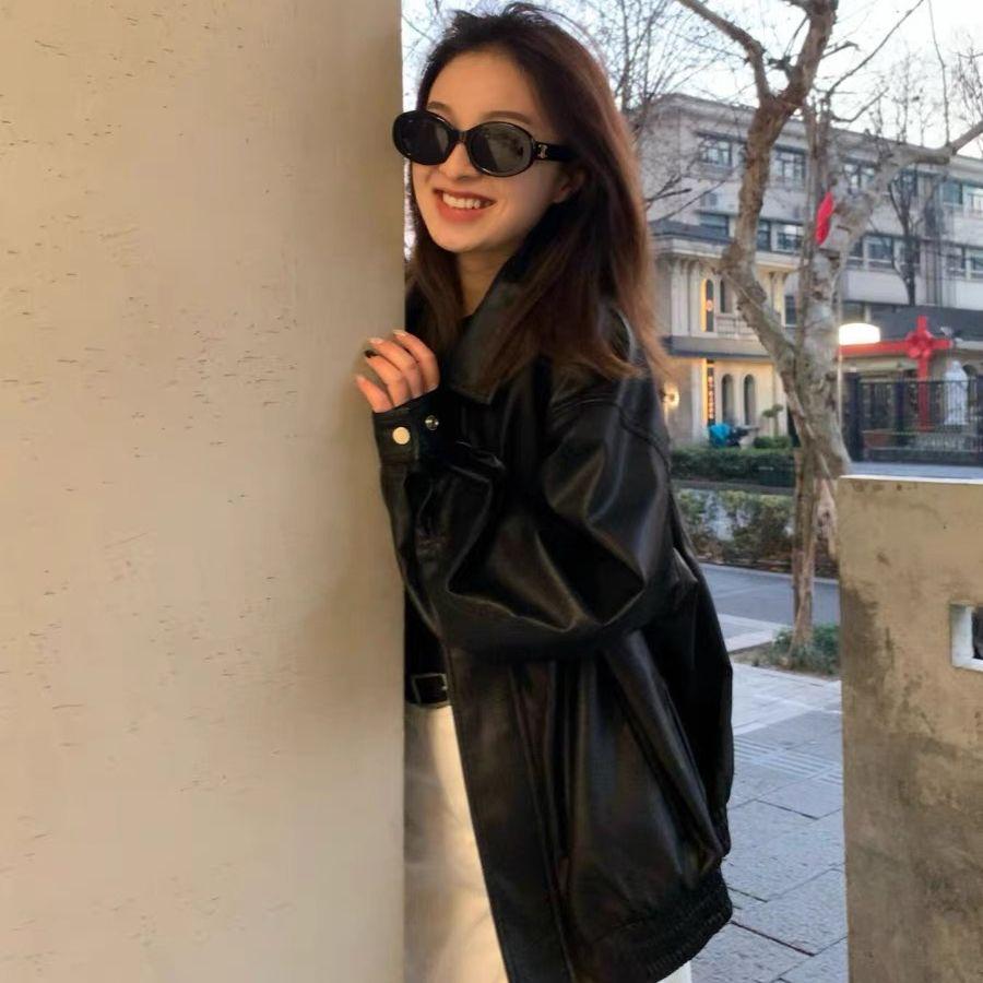 Damen Retro Slimming Motorradjacke aus Kunstleder - Frühling/Herbst