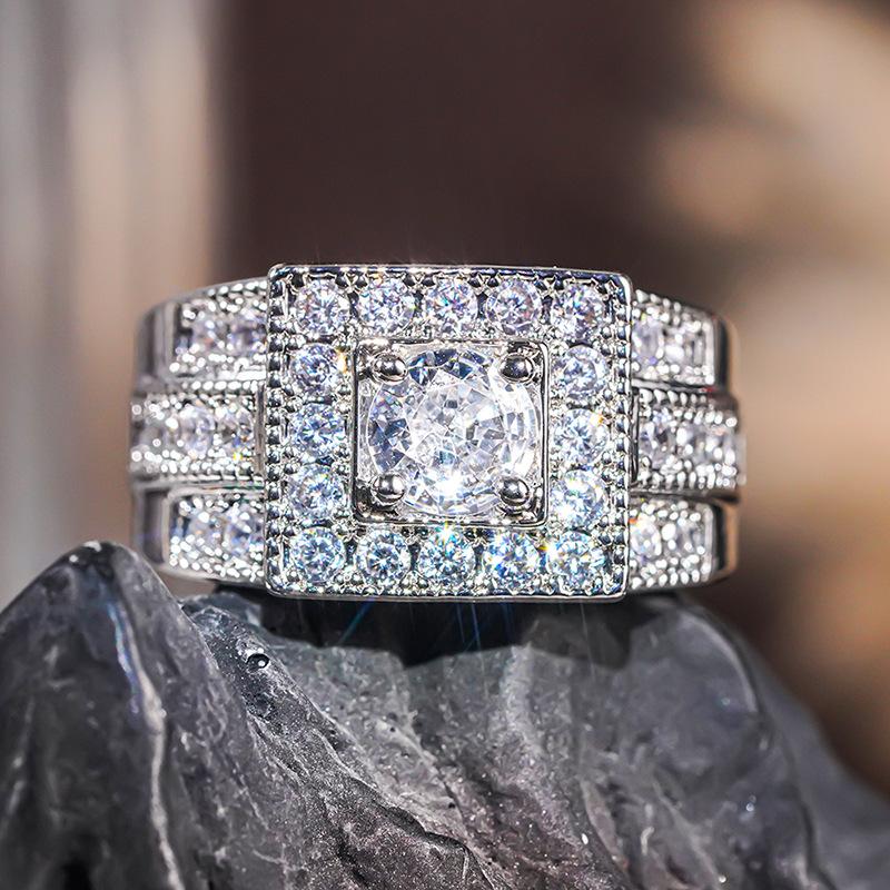 Tide Brand Design Ring, Shining Light Luxury High-End Ring, Niche Internet Celebrity Jewelry
