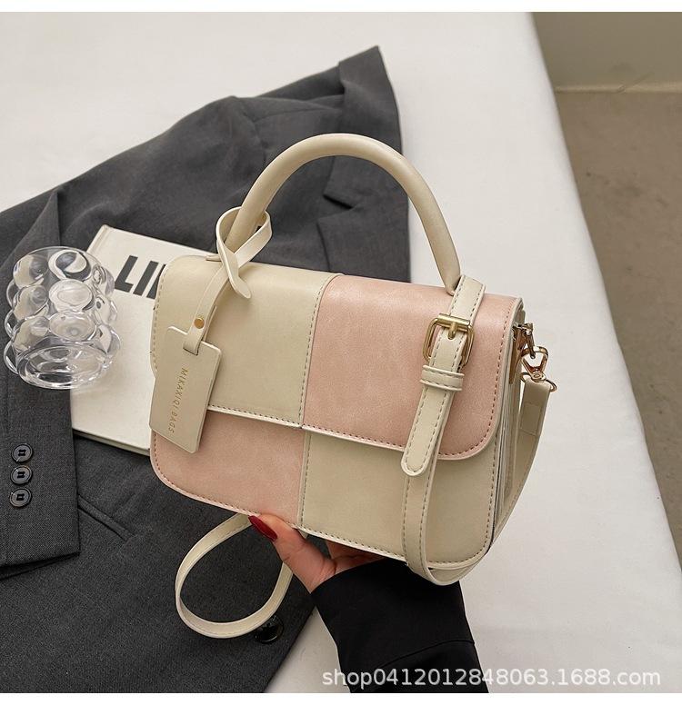Niche Design Contrasting Color Splicing Portable Small Square Bag 2025 Winter New Texture Messenger Bag Fashionable Shoulder Bag Bag