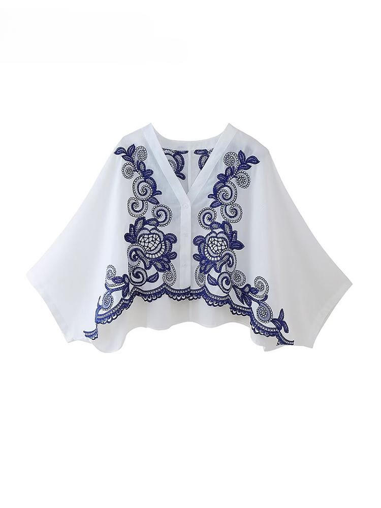 Вышитые рубашки с рукавами «летучая мышь» и юбками — фото 6