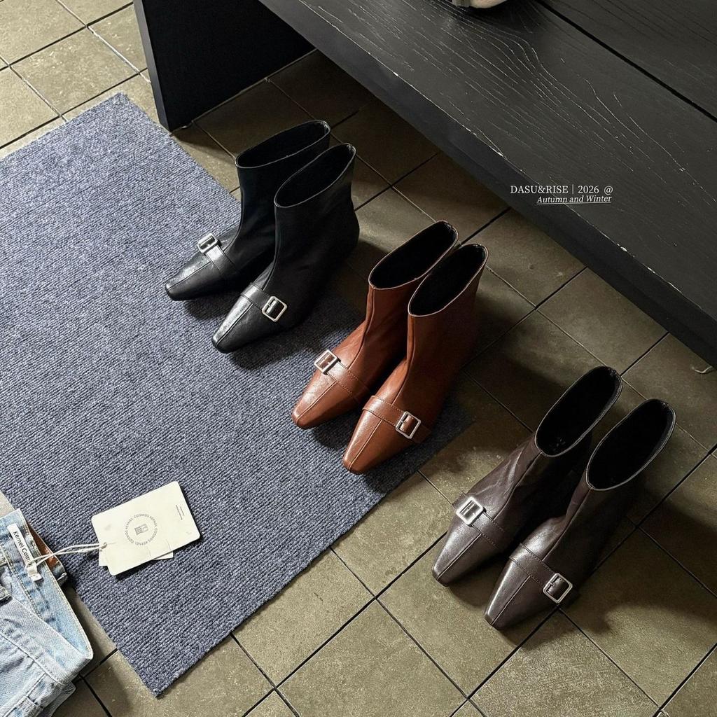Retro inner heightening short boots women's boots new pointed belt buckle fashion western boots black coffee