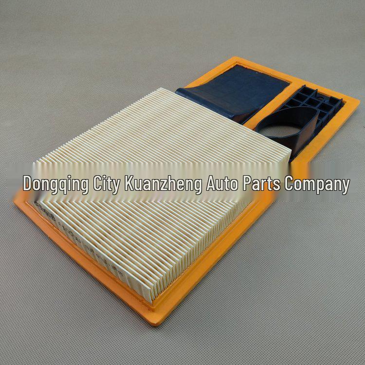 Pasuje na 2010 Bora 1.6, Lavida 1.6 Sestava vzduchového filtru