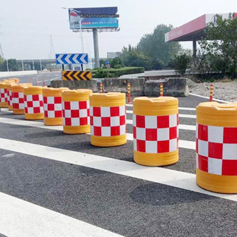 Reflective PE Traffic Barrier: Water-Fillable, Cylindrical, Large Capacity, Anti-Collision Barrel.