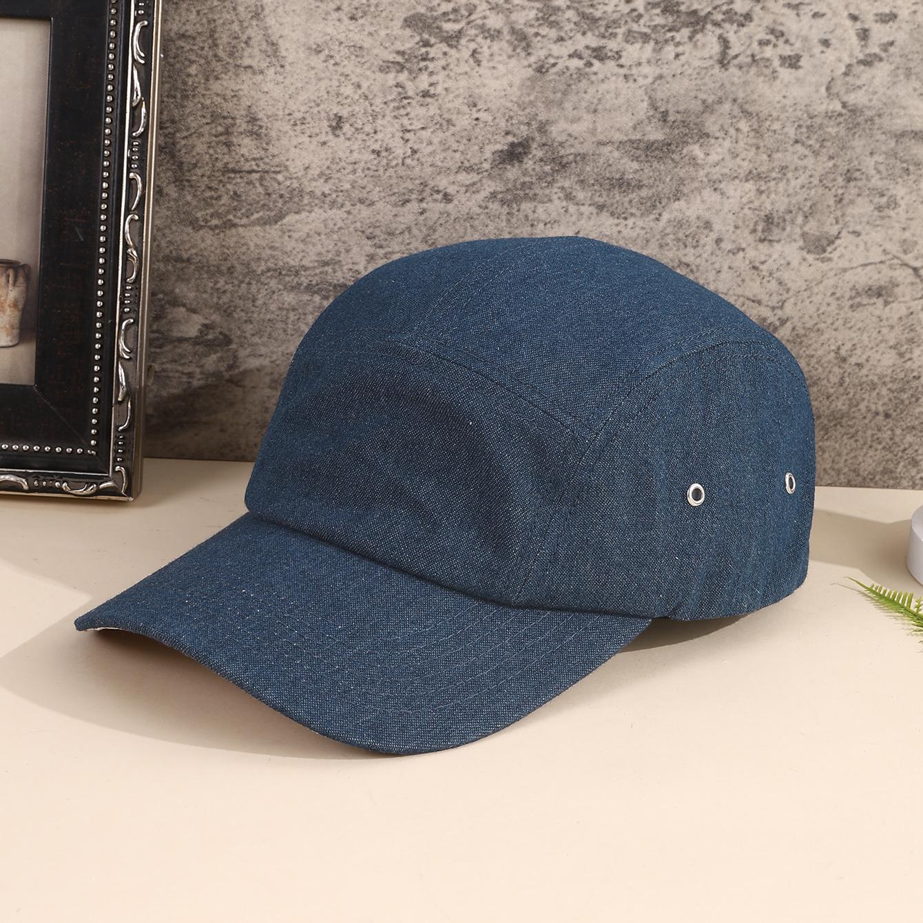 

Fashionable and trendy glossy solid color cap, printed flat brim cap, simple and retro, versatile baseball cap for commuting One Size