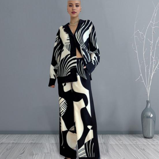 

Комплект из 2 предметов: женская рубашка и брюки, однобортная блузка с отложным воротником и эластичным поясом, широкая S