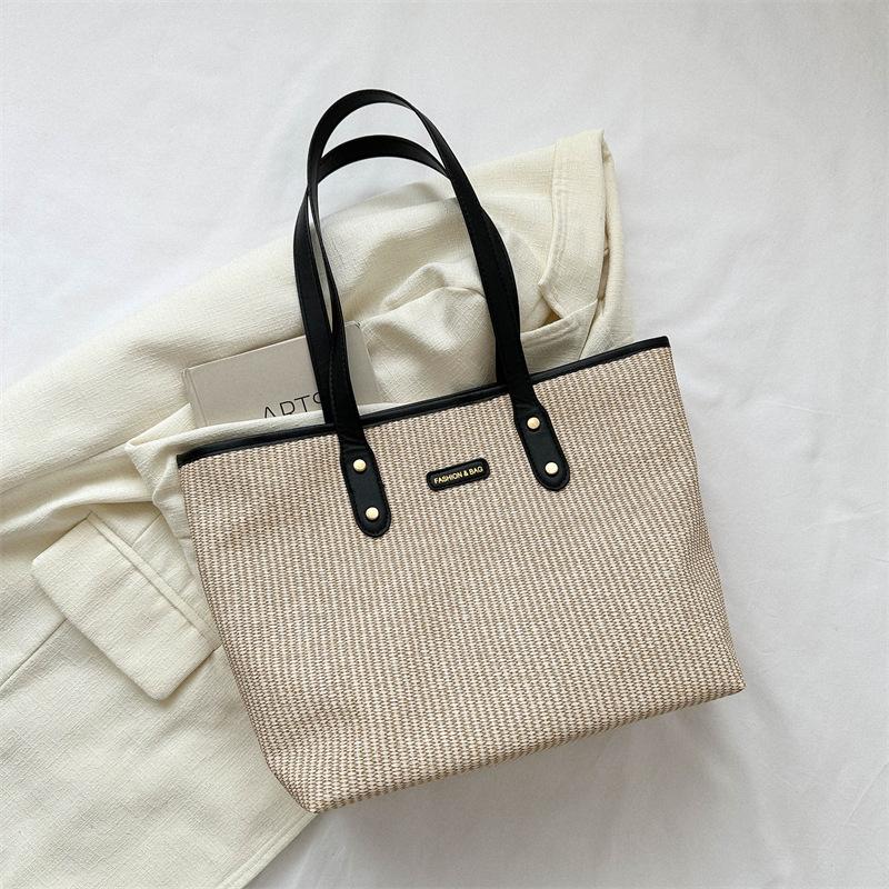 

Вместительная сумка-тоут в стиле пэчворк, модная и темпераментная, лето 2025, простая, зарубежная, для отдыха, популярная сумка-тоут этого года