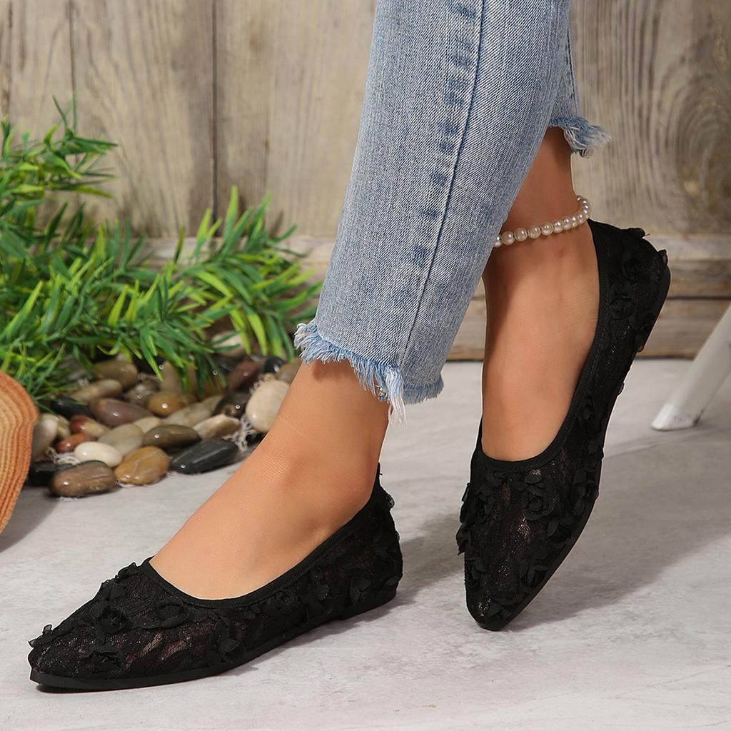 Large-size Low-cut Women's New Flat-bottom Lazy Shoes Devotion