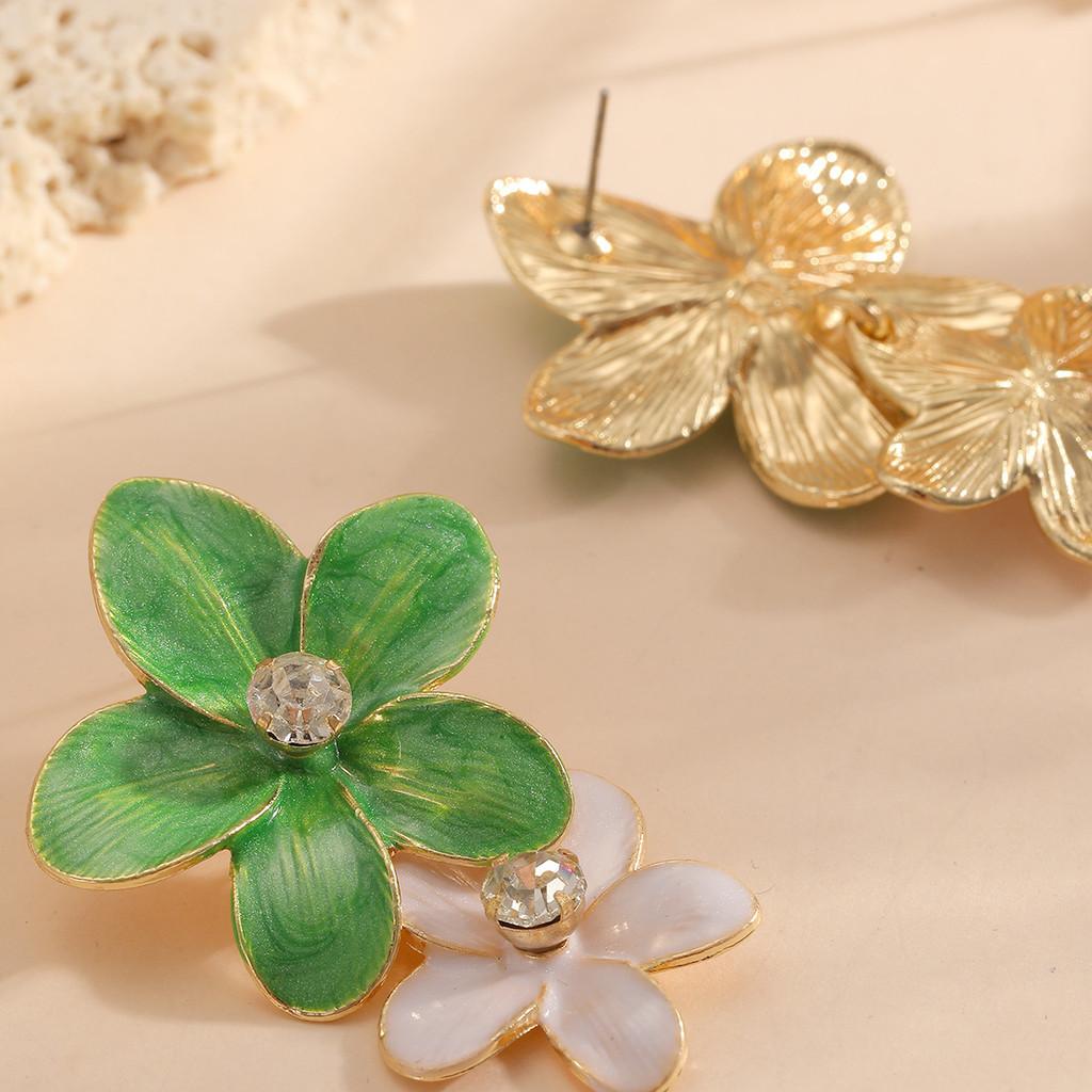 Pinkdudu Drip Glaze Rhinestone Flower Studs Fresh Sweet Vacation Temperament Earrings Elegant Floral Jewelry for Women PD2519