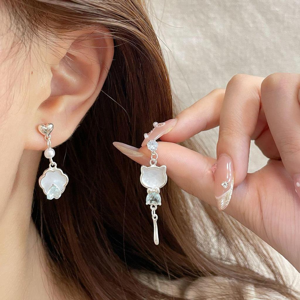 Exquisite Zircon Tassel Cat Earrings for Women - Silver Needle Geometric Cute Niche Style