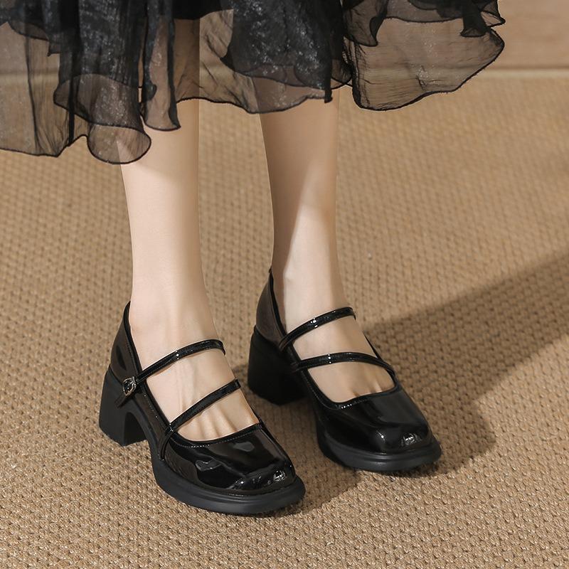 New spring and summer high heels women's shallow mouth simple retro classic Mary Jane thick high heels women's single shoes