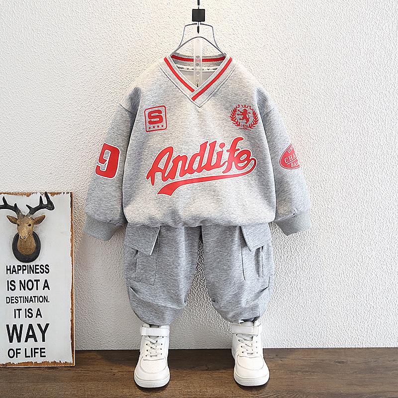 

Комплект спортивной одежды в корейском стиле для мальчиков 2025 года | Модный детский наряд 110 cm серый
