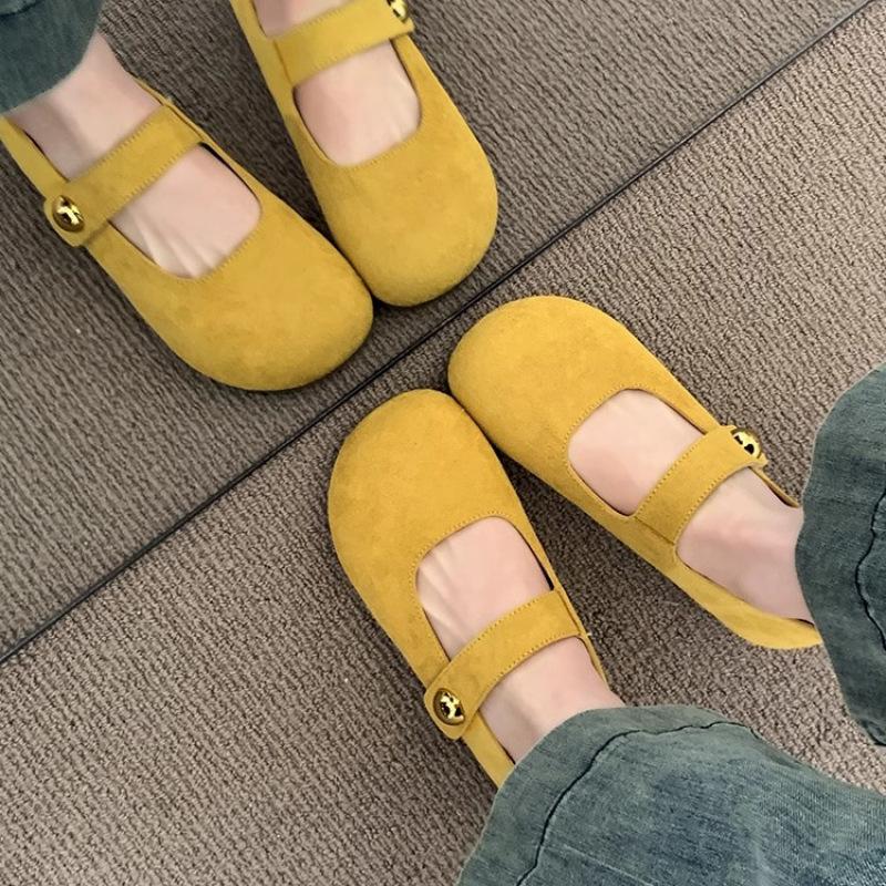 Yellow shoes women's new spring and summer single shoes flat Mary Jane women's shoes retro grandma