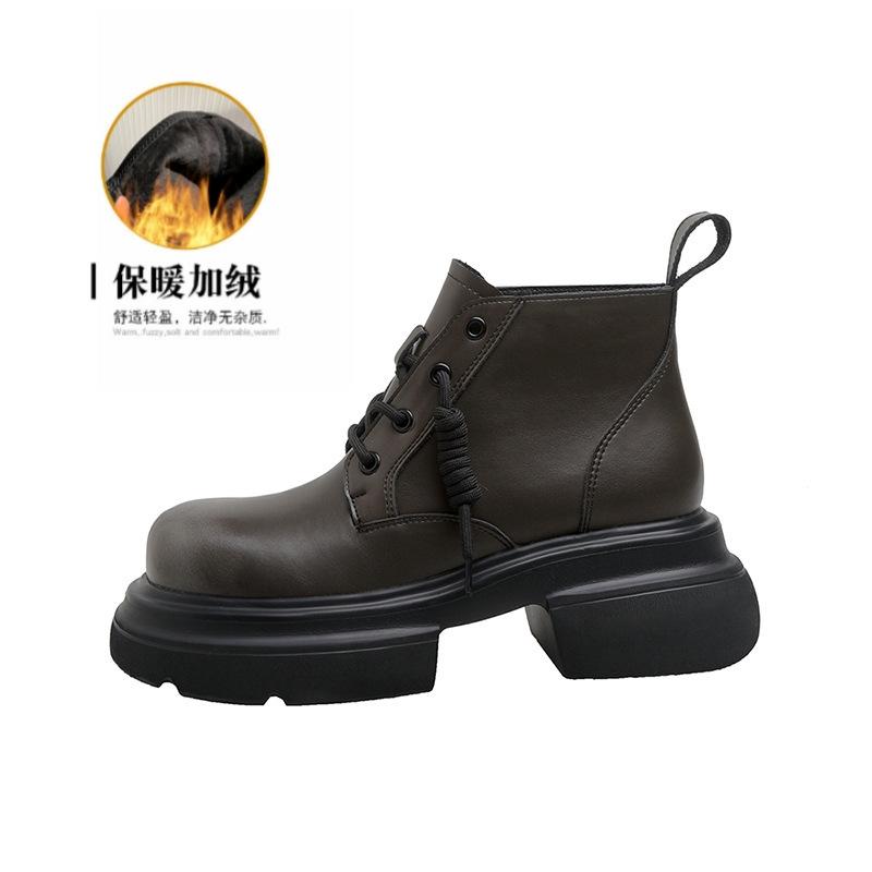 Nouvelles bottes Martin automne et hiver pour femmes en cuir style britannique rétro rue branchée bottines à semelles épaisses