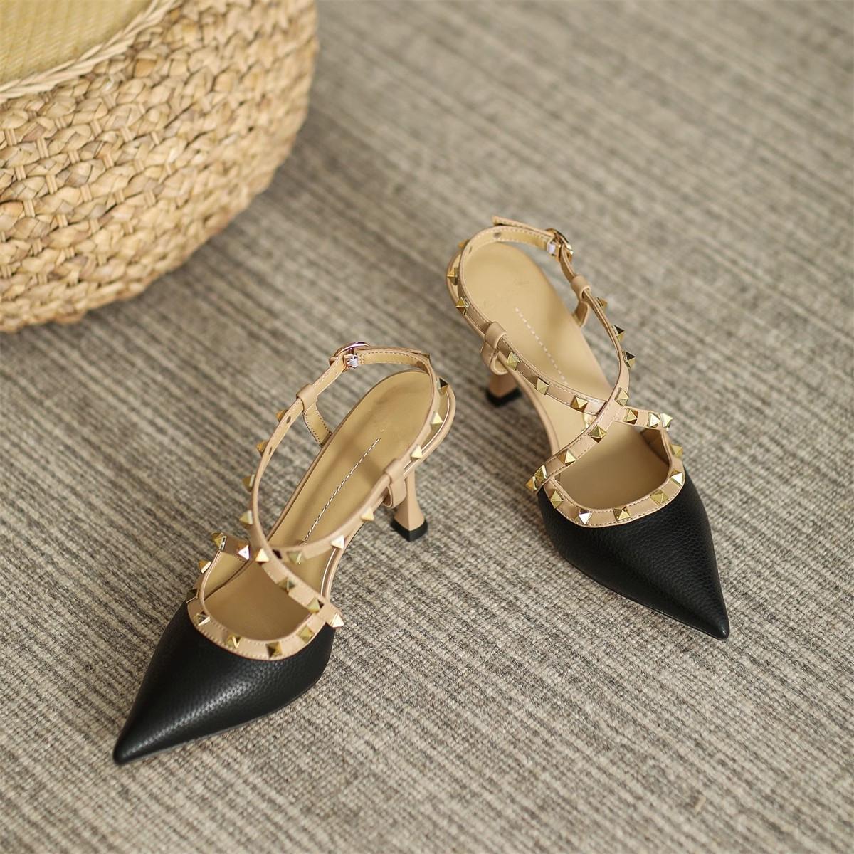 

Rivet pointed high heels stiletto summer 2025 new niche French sexy word strap sandals women 39 чёрный