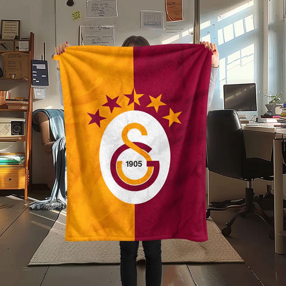 Galatasaray Printed Flannel Blanket, soft throw for bedroom sofa, washable, fan merchandise, great gift.