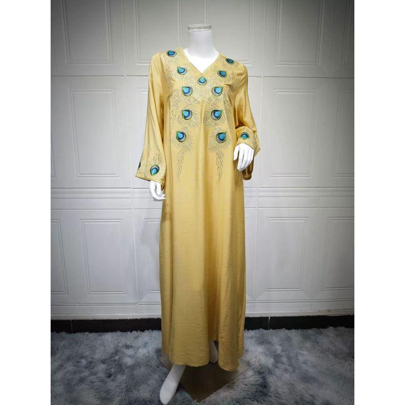 

New Arrival Middle East Turkey Pullover V-neck Embroidery Robe Dress V-Neck Embroidered Dress Yellow S