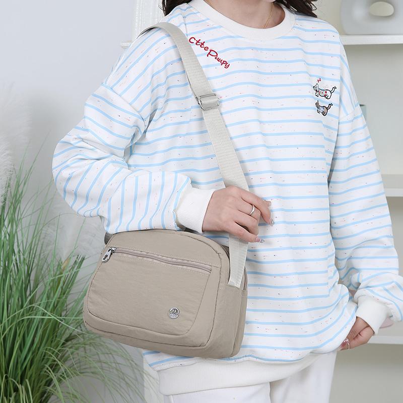Lightweight Waterproof Nylon Crossbody Bag New Style Small Square Casual Ladies Phone Shoulder Bag Fashionable Women's Handbag
