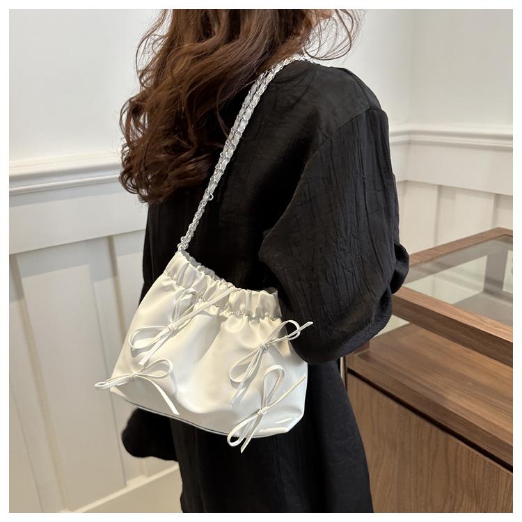 Trendy Ruched Faux Leather Bucket Bag for Women, Fashion Chain Shoulder Crossbody Hobo Purse, Casual Chic Handbag