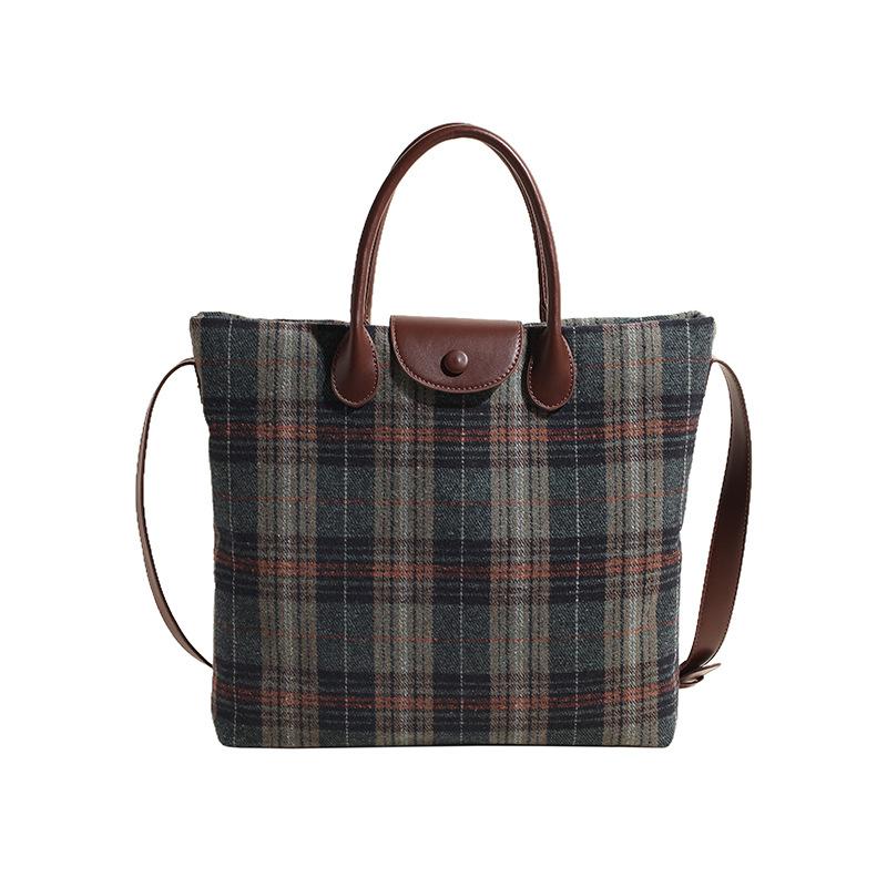 

Модная портативная сумка большой вместимости женская 2025 новая контрастная клетчатая премиальная сумка через плечо и мессенджер универсальная зелёный