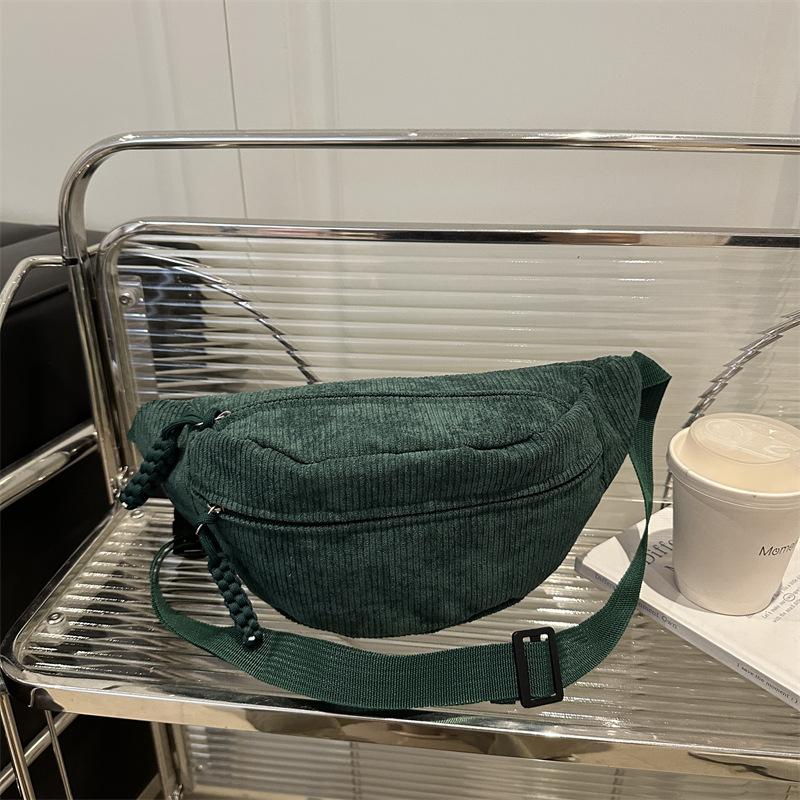 Solid color simple foreign style shoulder messenger bag 2025 autumn new niche versatile ins casual bag breast bag fanny pack