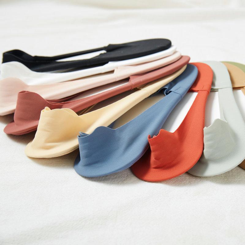 Women's Ice Silk Low-Cut Seamless Socks – Anti-Slip Invisible Spring/Summer Short Socks