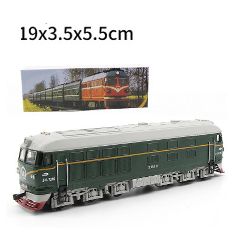 Legierungslokomotivmodell Akustooptischer Rückprall Klassisches grünes Lederzugmodell Kinderspielzeugautogeschenk