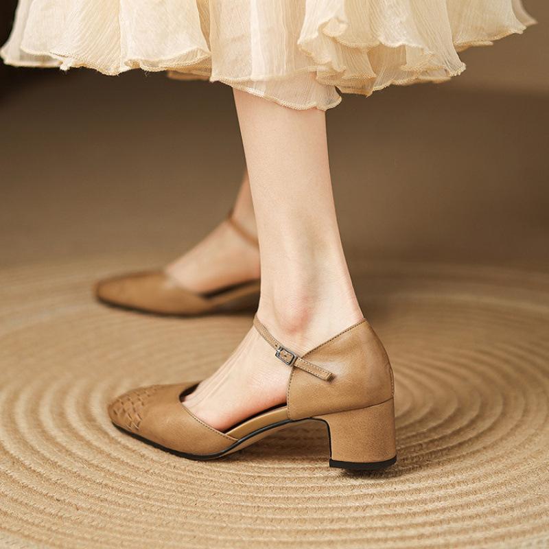 New women's fashion sandals summer buckle women's sandals casual solid color leather thick heel bag head sandals women's round head