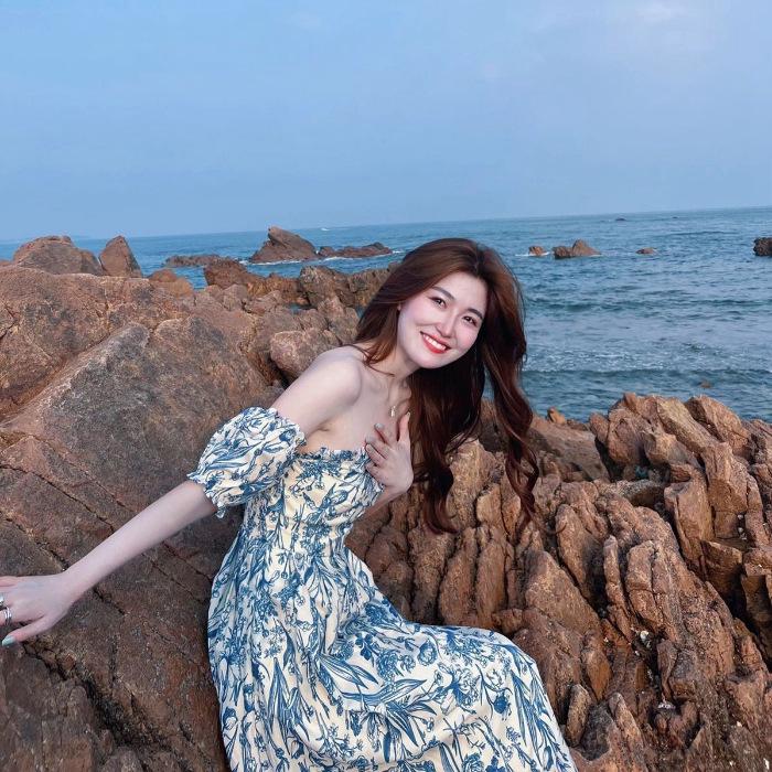 Petite Off-the-Shoulder Floral Bustier Dress, Spaghetti Strap Summer Beach Outfit.