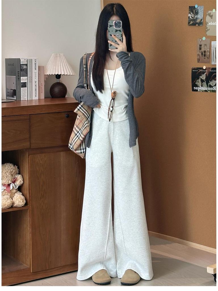 Frühling 2026 Damen Amerikanischer Stil Niedrige Taille Grau Spicy Girl Micro-Flare Jogginghose: Schmal Geschnitten, Po-Hebend, Bequem, Lässige Lange Hosen