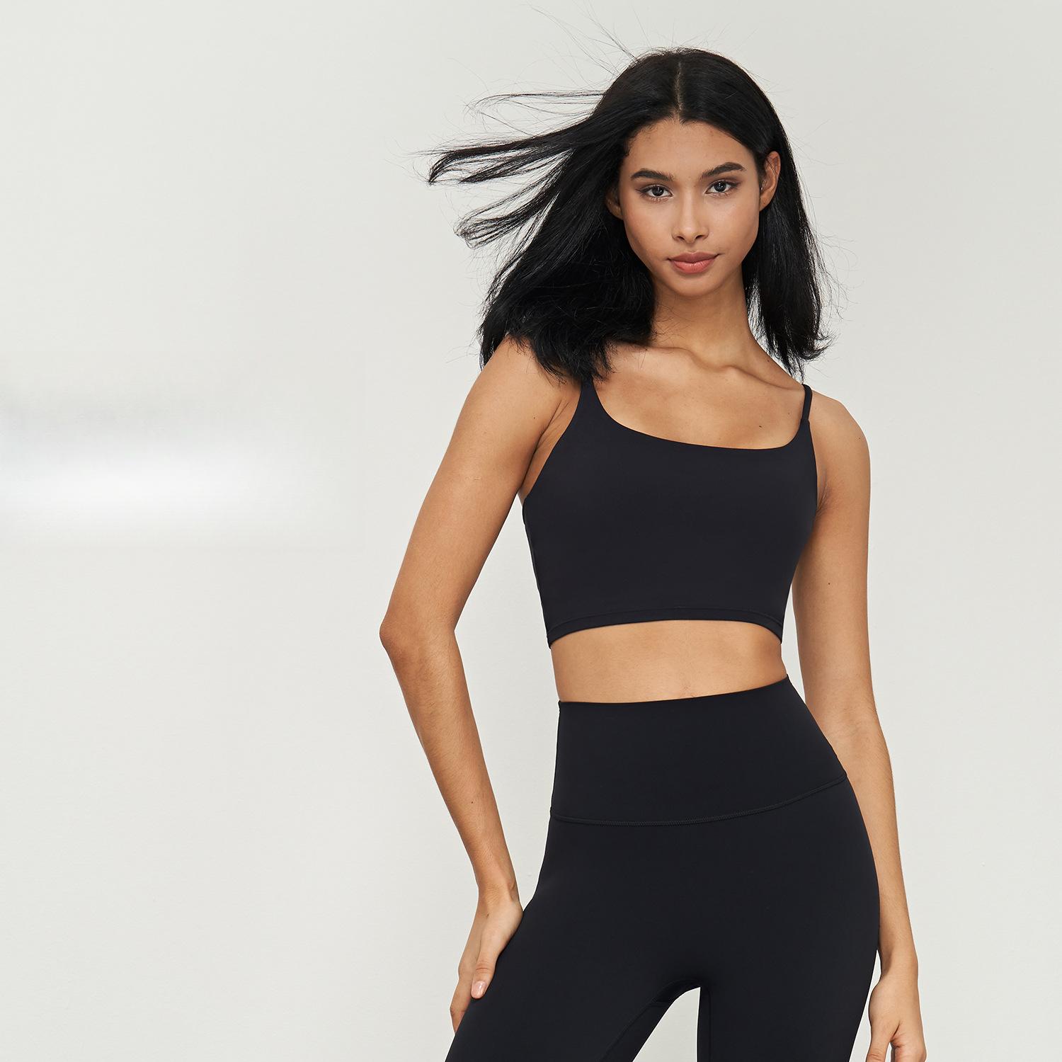 Спортивный бюстгальтер с открытой спиной S чёрный 2925₽