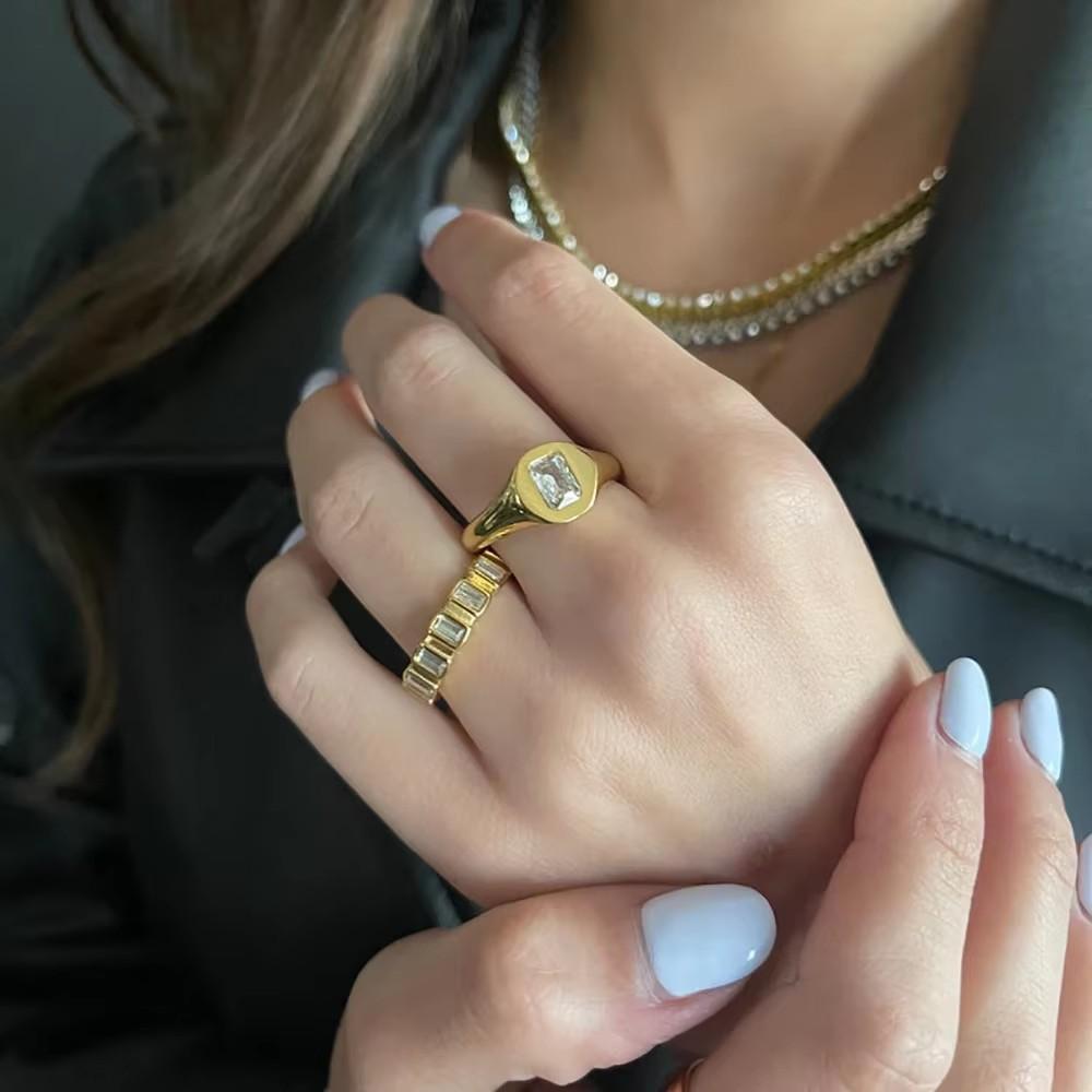 Zircon Ring for Women 18K Gold Plated Stainless Steel Geometric Circle Finger Ring Luxury Waterproof Wedding Jewelry Gifts