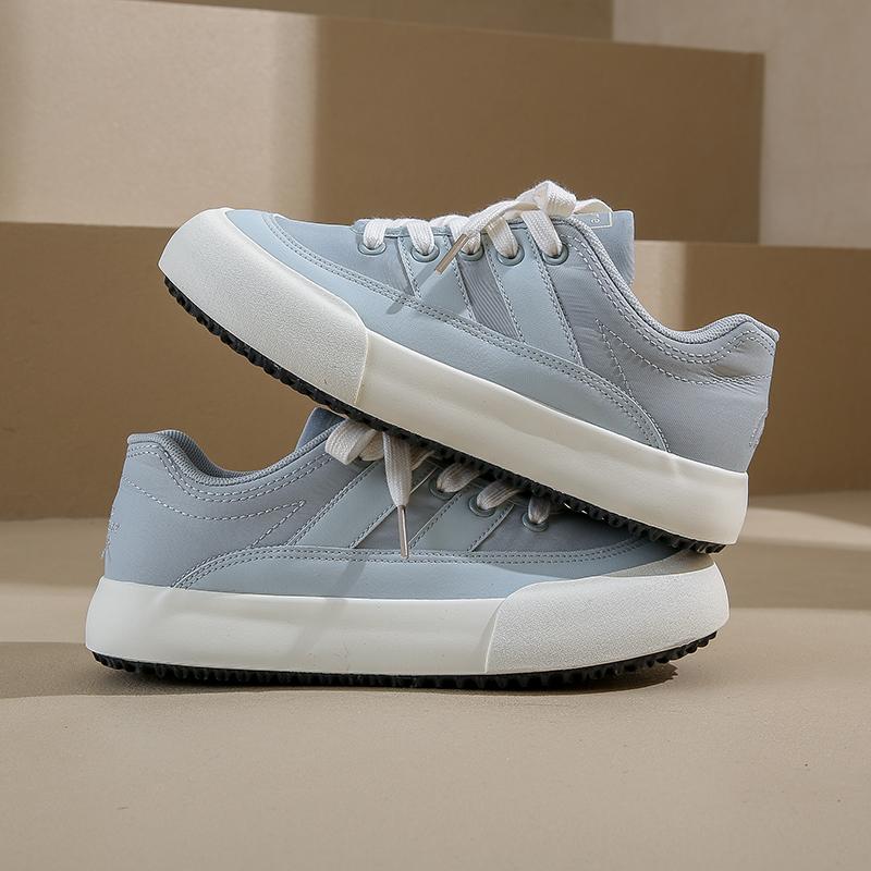 Ladies Shoes Lace-up Women's Vulcanize Shoes Fashion Color Matching Ladies Casual Shoes New Round Head Classic Sneakers