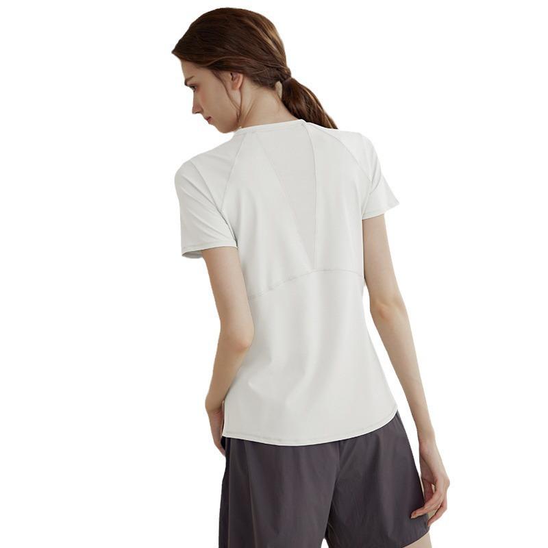Women's Quick-Dry Short-Sleeve Yoga T-Shirt - Slim Fit, Breathable & Lightweight for Running