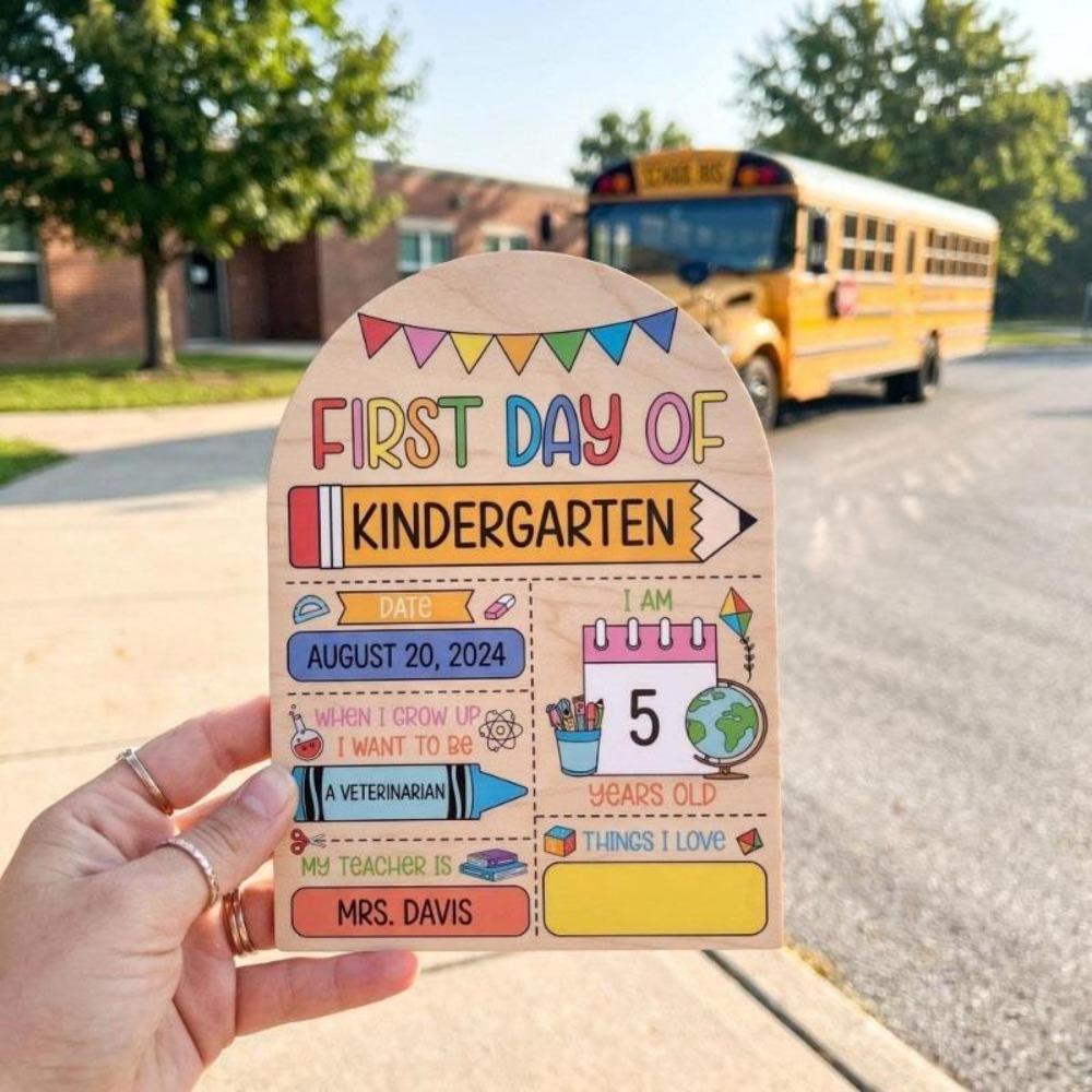 First Day of School Wooden Milestone Sign Pencil Pattern Flat Photo Prop Writable Back To School Plaque for Classroom Wall Decor