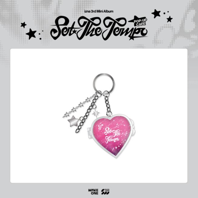 Предзаказ izna POP-UP Store SET THE TEMPO Брелок-зеркало