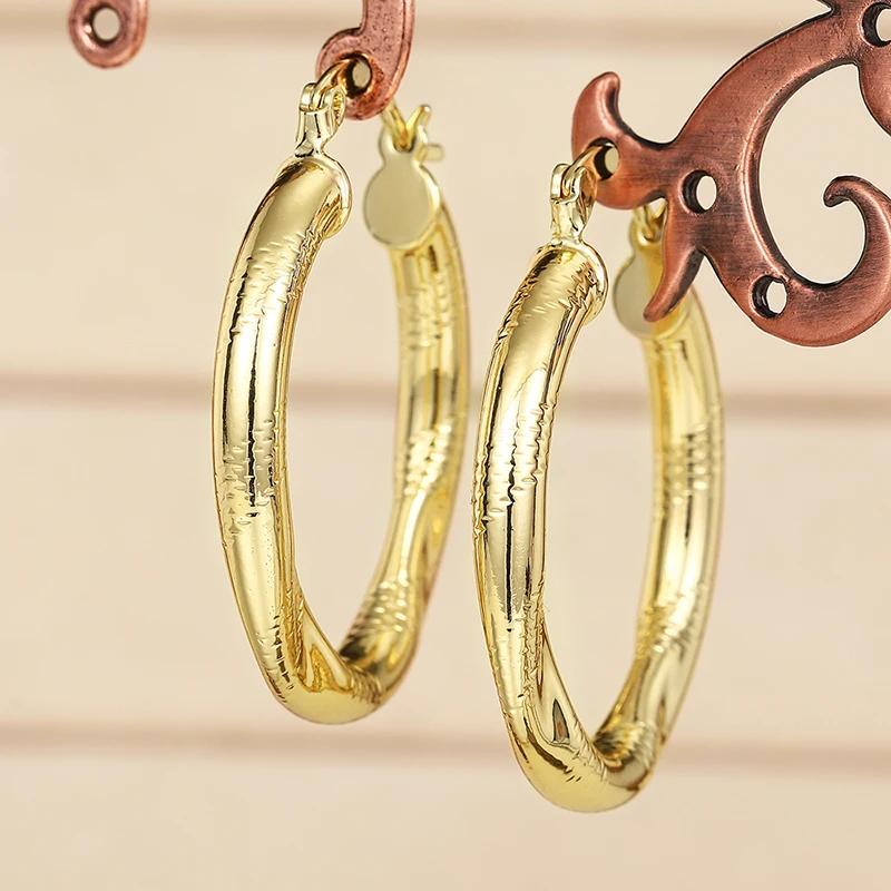

Huitan 2025 Series Gold Color Hoop Earrings for Women Twist Carve Pattern Trendy Circle Earrings Metal Fashion Versatile