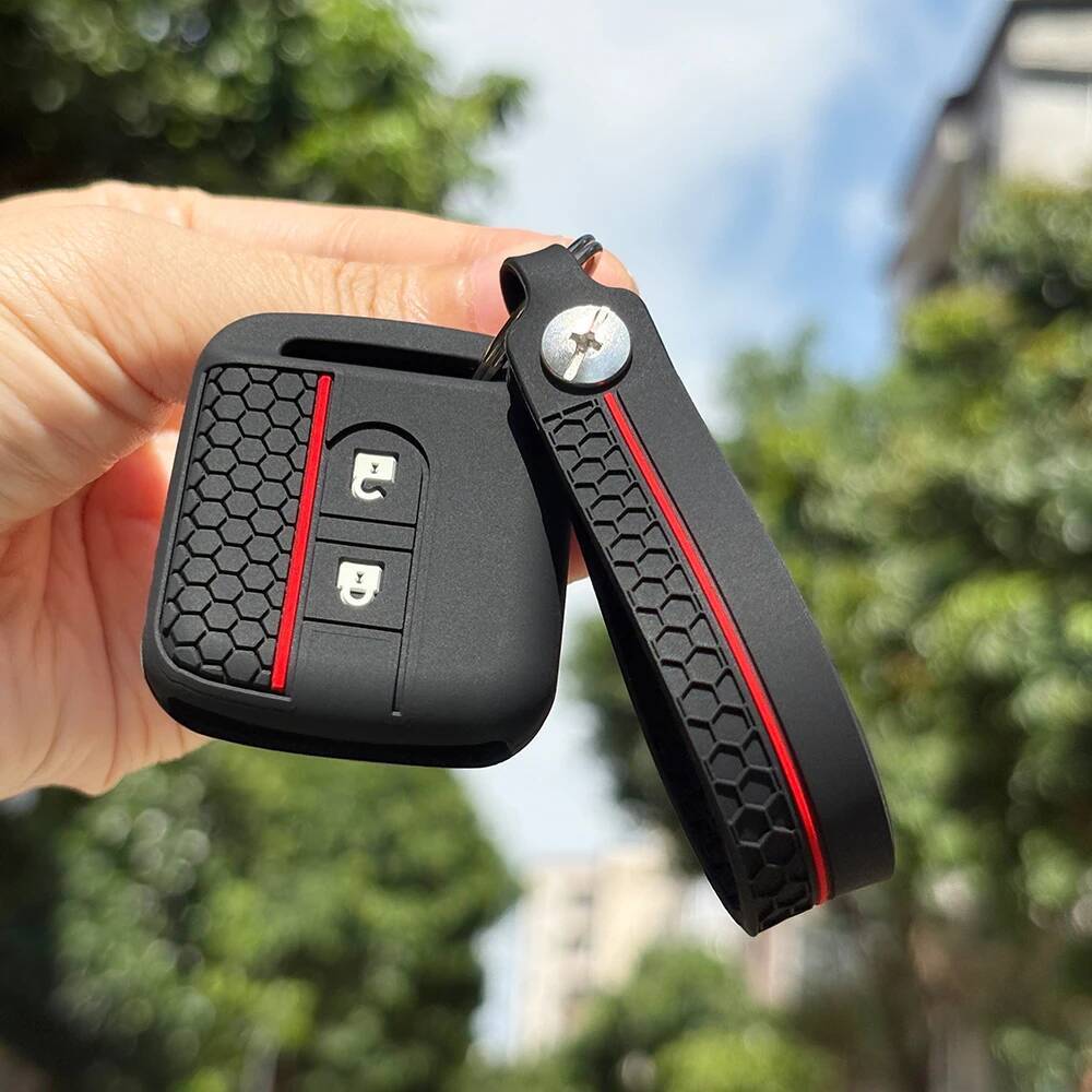 Keychain Protect For Nissan Tiida NV200 X-Trail T-31 Qashqai Micra Pathfinder Navara Kashkay Silicone Car Remote Key Holder Case
