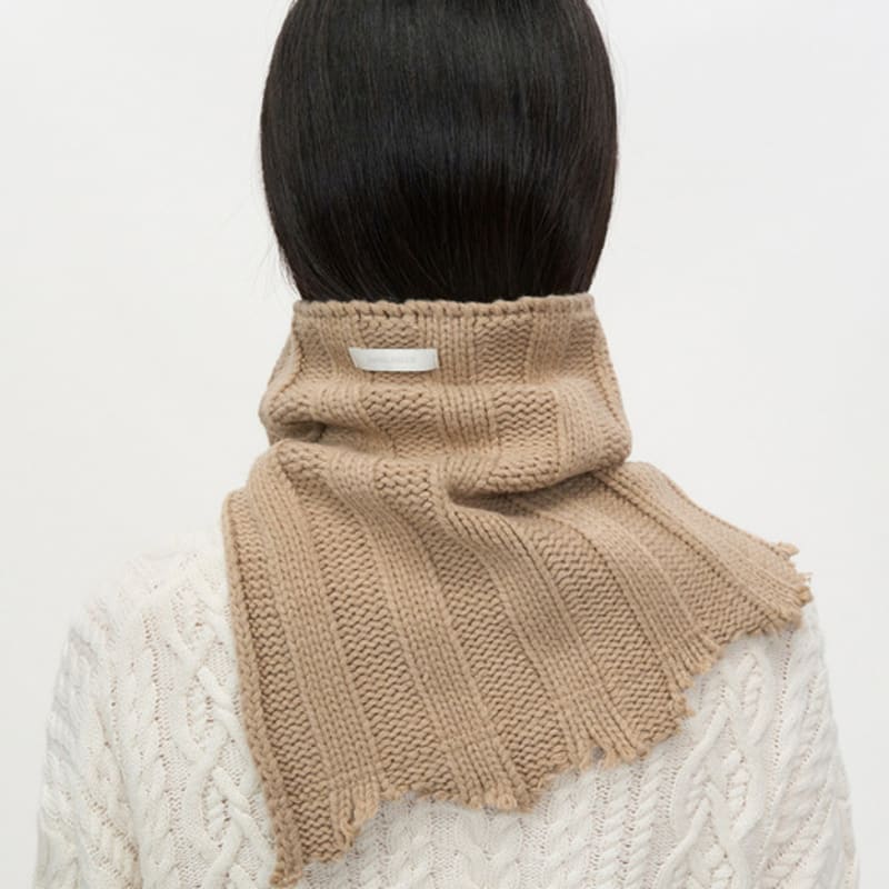 INSILENCE WOMEN Distressed Knit Neck Warmer BEIGE