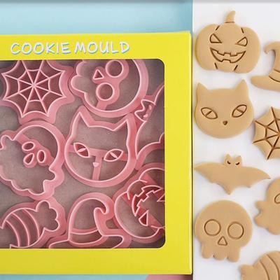 8PCS Set Cartoon Halloween Christmas Biscuit Mould Bat Pumpkin Ghost Skull Cookie Cutting Mold Fondant Cookie Cutter Baking Tool